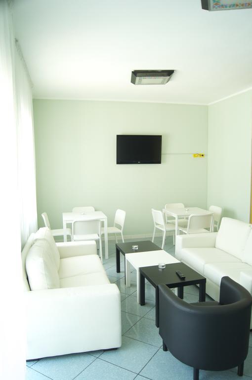 Aron Hotel Rimini Exterior foto